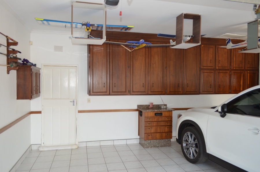3 Bedroom Property for Sale in Wilkoppies North West